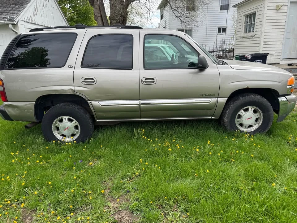 2000 GMC Yukon - Image 5 of 17