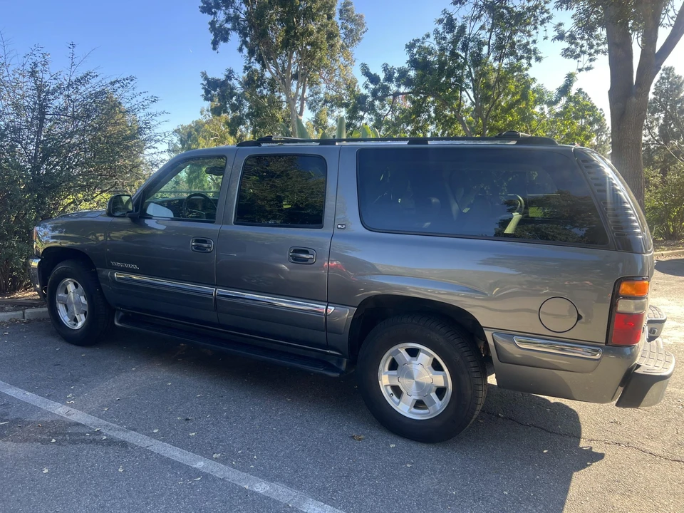 2000 GMC Yukon 2nd Gen - Image 5 of 31