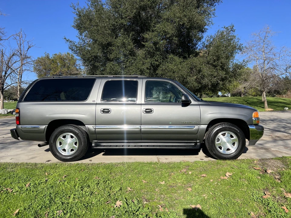 2000 GMC Yukon 2nd Gen - Image 11 of 31