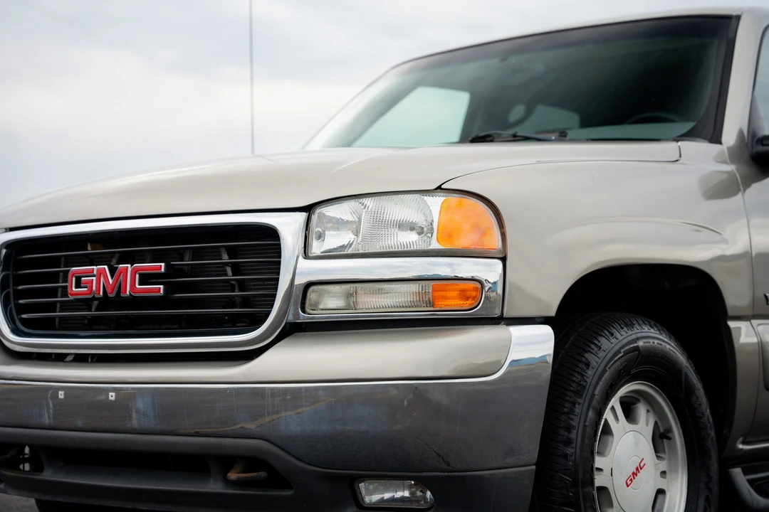 2000 GMC Yukon 2nd Gen - Image 17 of 31