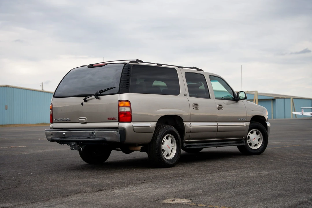 2000 GMC Yukon 2nd Gen - Image 6 of 31