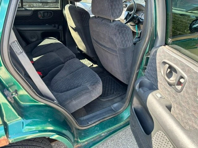 2000 GMC S-15 Jimmy 2nd Gen - Image 14 of 14
