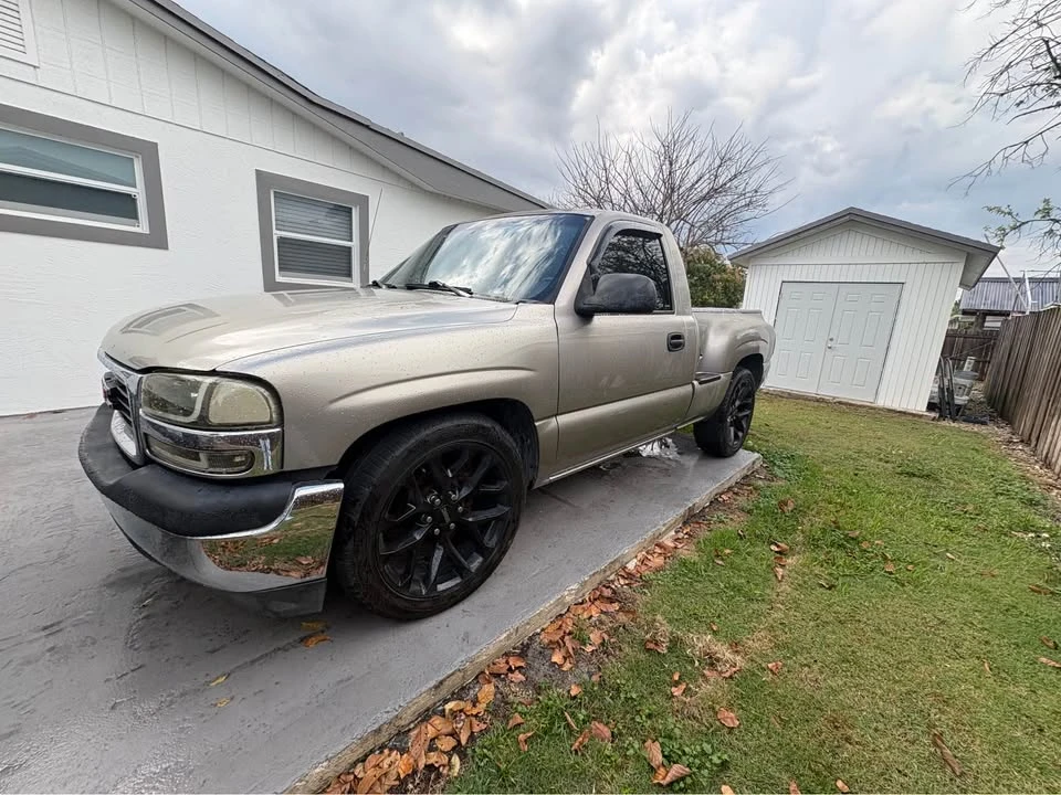 2000 GMC Sierra - Image 3 of 4