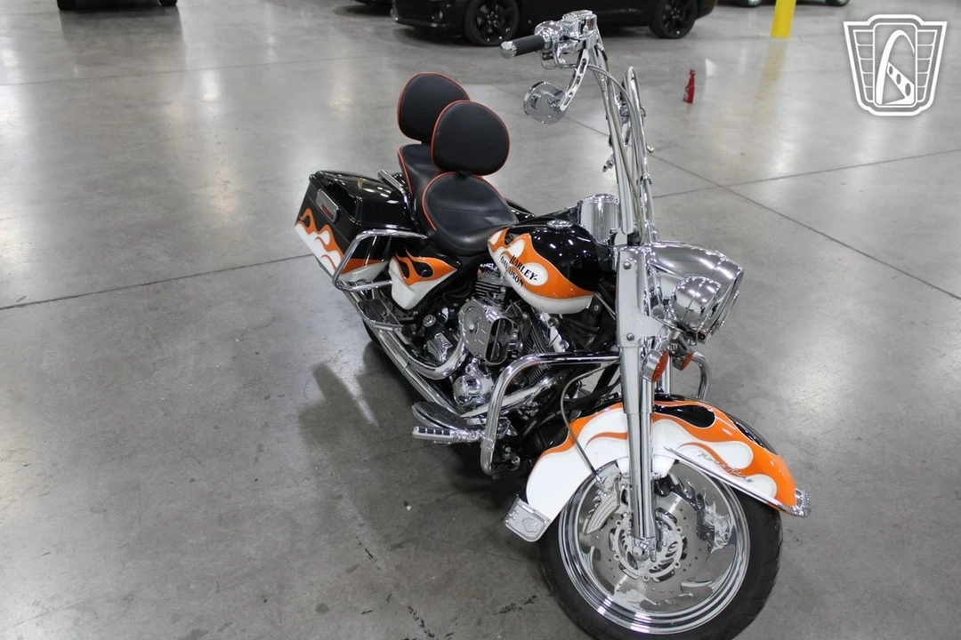 2000 Harley-Davidson Touring Twin Cam - Image 14 of 21