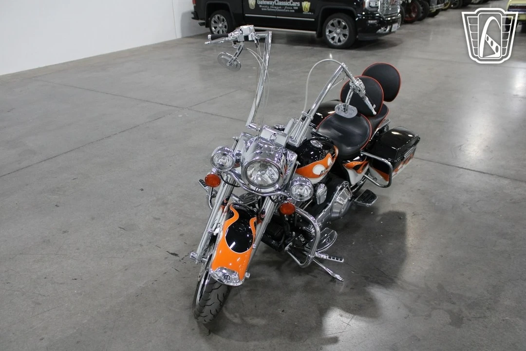 2000 Harley-Davidson Touring Twin Cam - Image 9 of 21