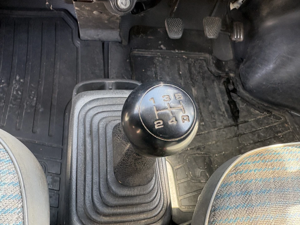 2000 Honda Acty 2nd Gen - Image 17 of 31