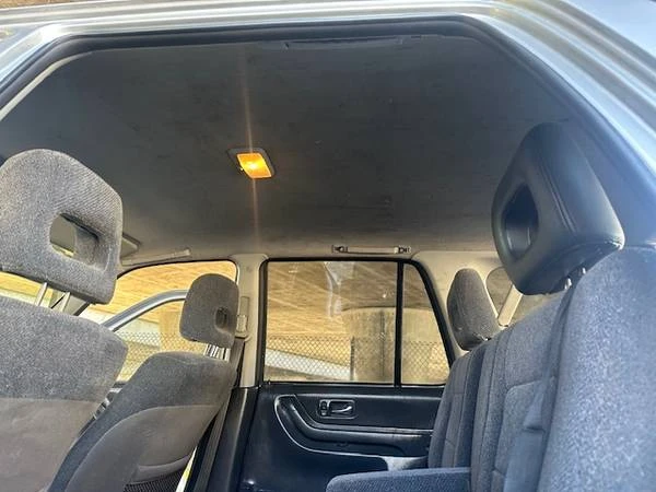2000 Honda CR-V 1st Gen - Image 12 of 19