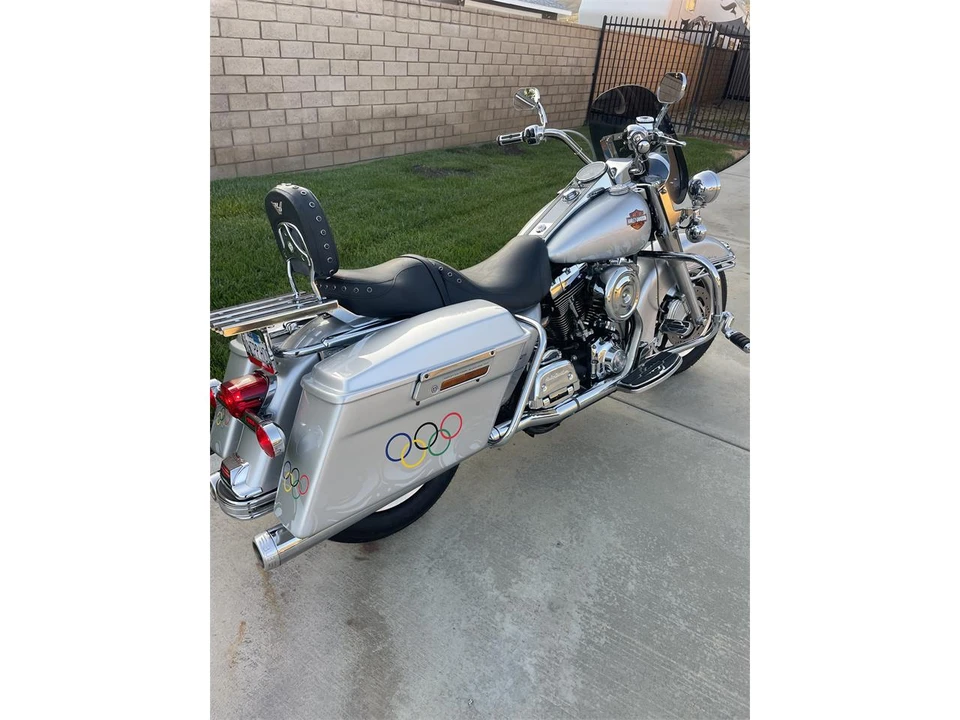 2000 Harley-Davidson Touring Twin Cam - Image 2 of 9