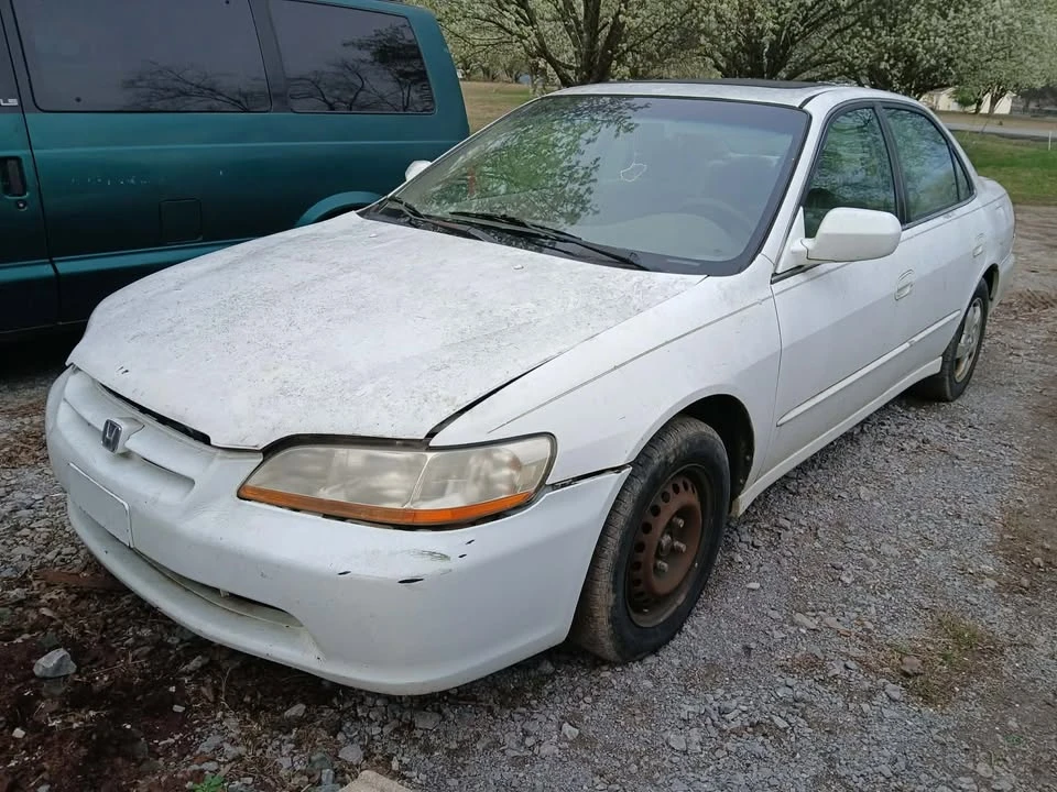 2000 Honda CR-X - Image 2 of 6
