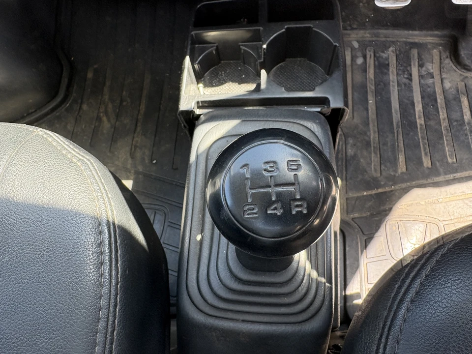 2000 Honda Acty 2nd Gen - Image 16 of 31