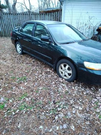 2000 Honda Accord 6th Gen - Image 2 of 4