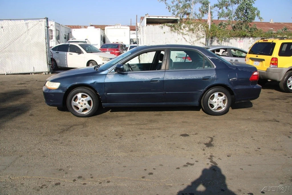 2000 Honda Accord 6th Gen - Image 2 of 21