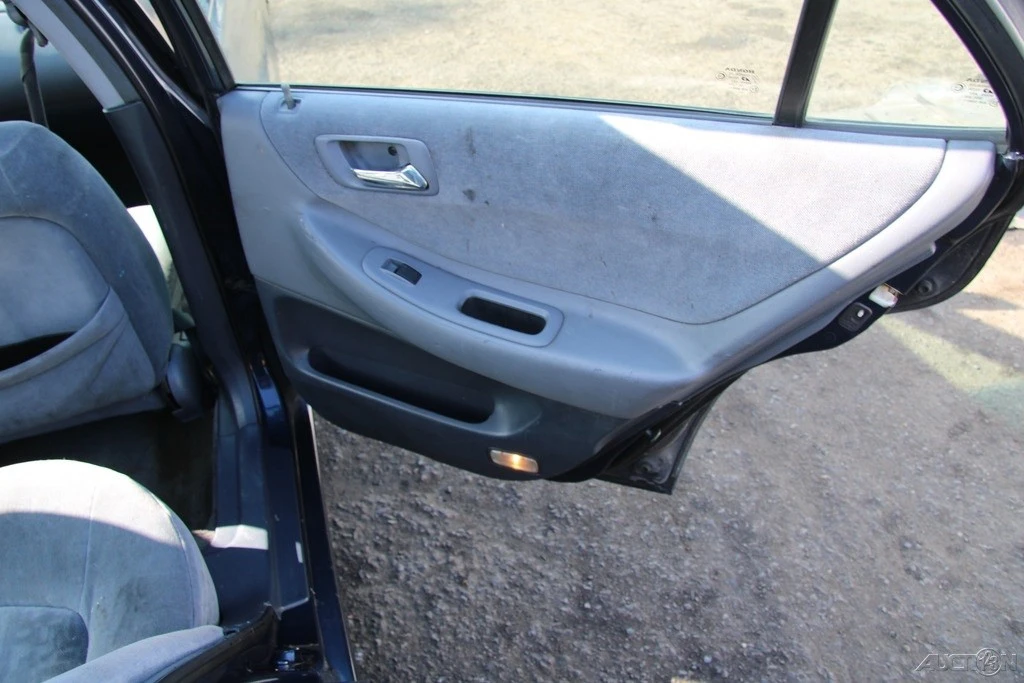 2000 Honda Accord 6th Gen - Image 19 of 21