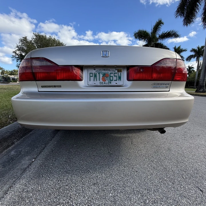 2000 Honda Accord 6th Gen - Image 13 of 21