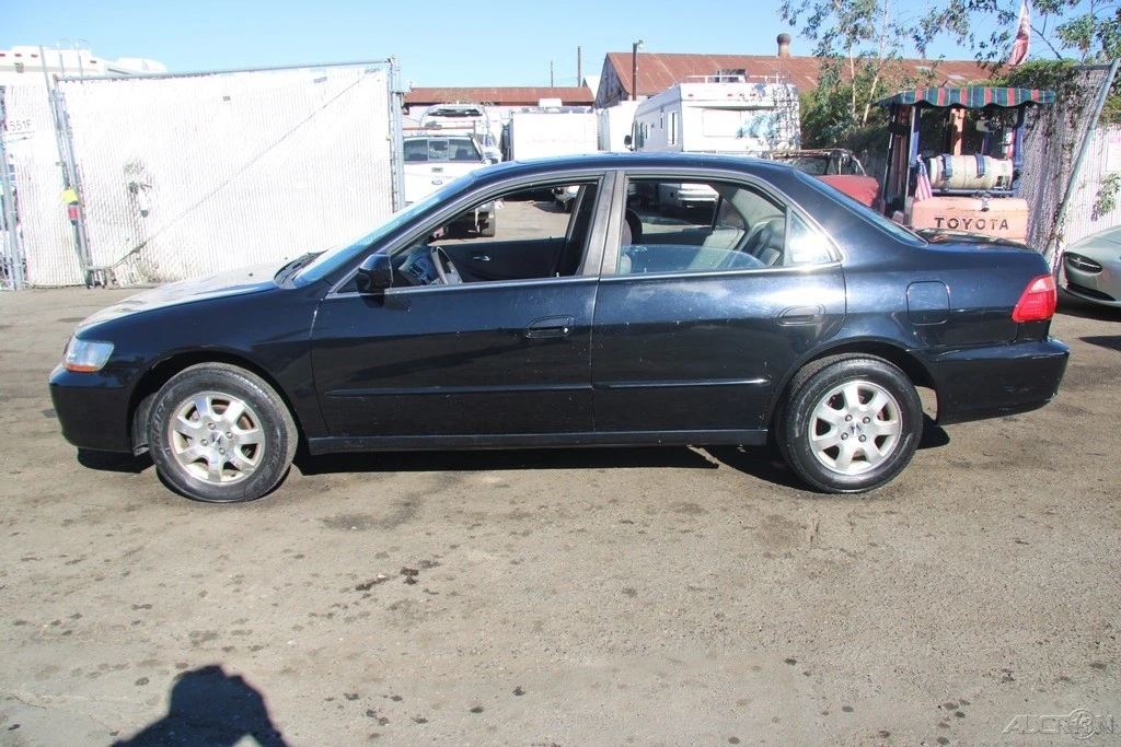 2000 Honda Accord 6th Gen - Image 3 of 21