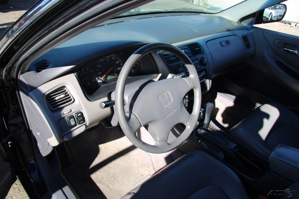 2000 Honda Accord 6th Gen - Image 16 of 21