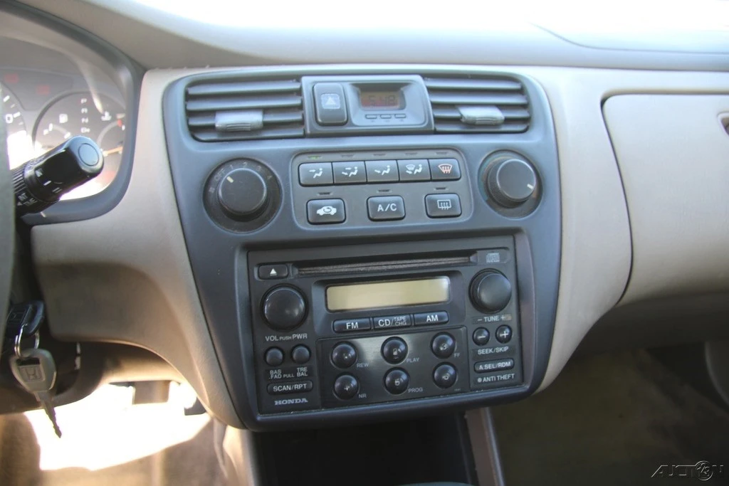 2000 Honda Accord 6th Gen - Image 19 of 21