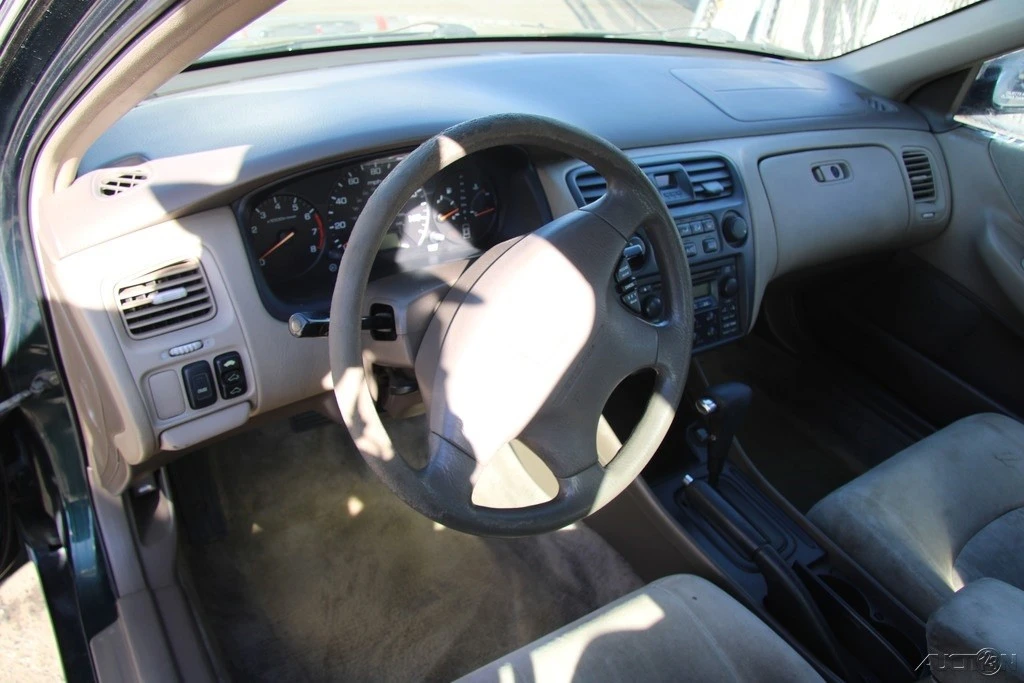 2000 Honda Accord 6th Gen - Image 16 of 21