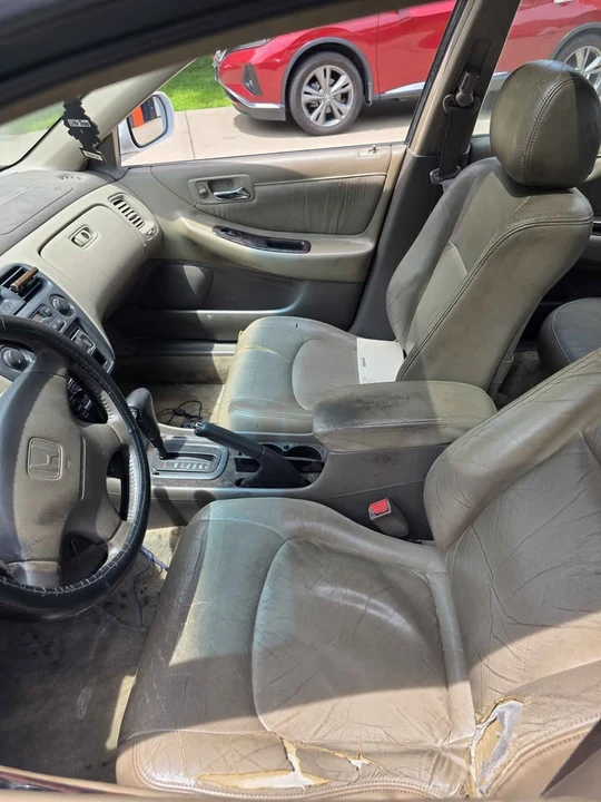 2000 Honda Accord 6th Gen - Image 2 of 10