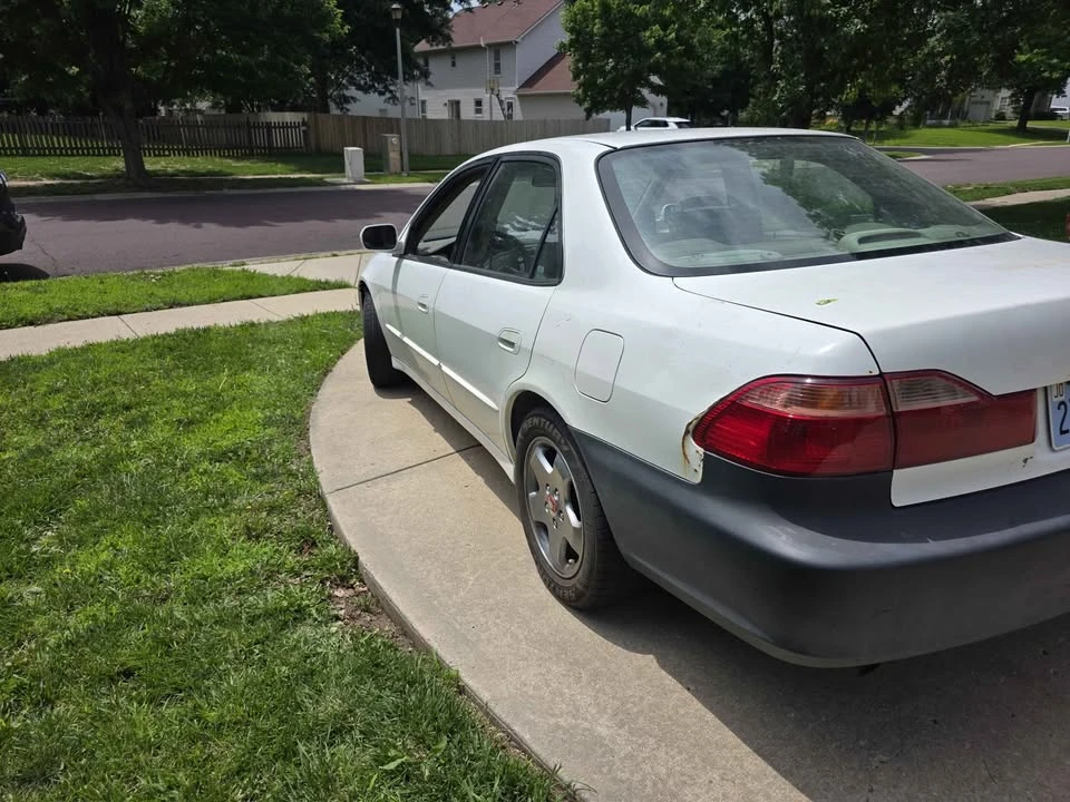 2000 Honda Accord 6th Gen - Image 8 of 10
