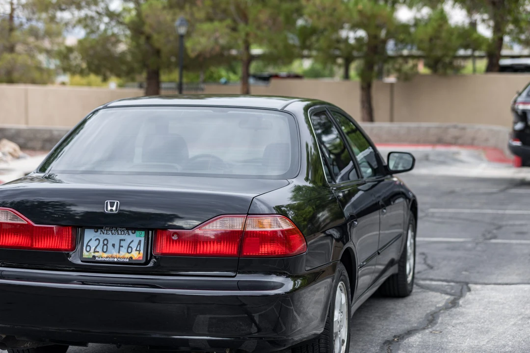 2000 Honda Accord 6th Gen - Image 23 of 31