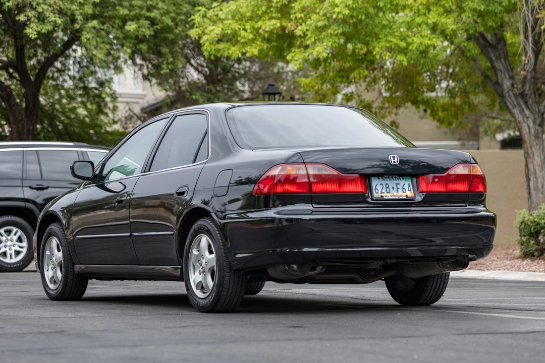 2000 Honda Accord 6th Gen - Image 10 of 31