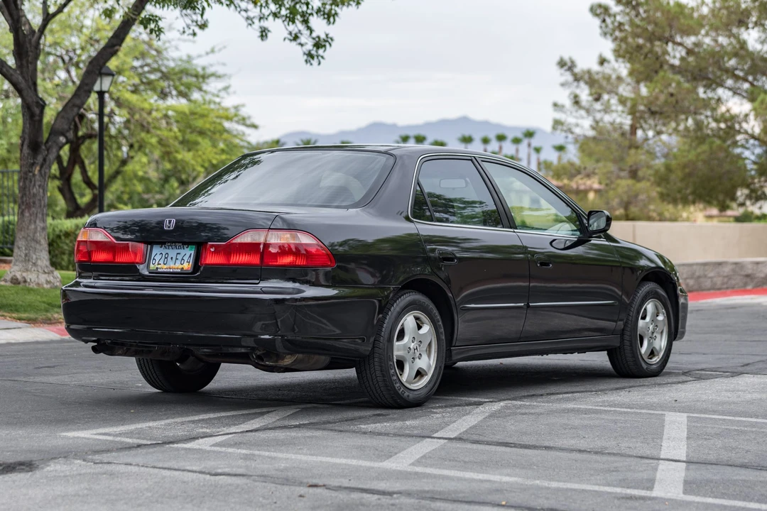 2000 Honda Accord 6th Gen - Image 7 of 31