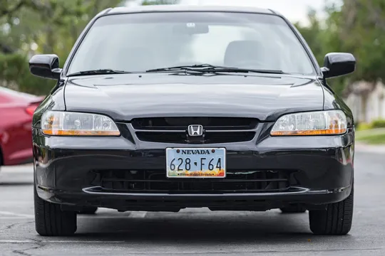 2000 Honda Accord 6th Gen - Image 3 of 31