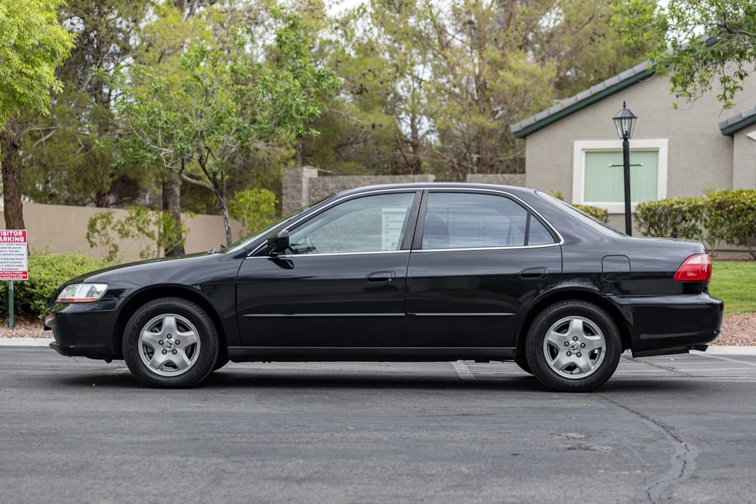 2000 Honda Accord 6th Gen - Image 11 of 31