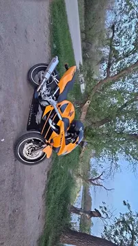 2000 Honda CBR