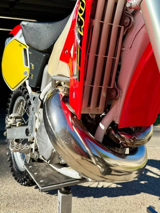 2000 Honda CR - Image 4 of 11