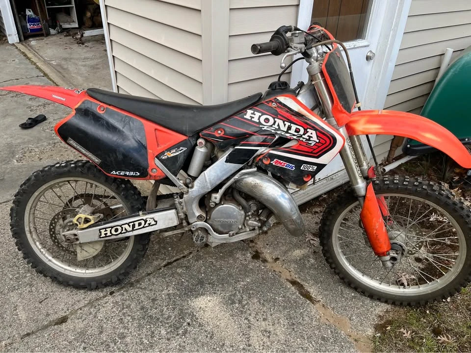 2000 Honda CR - Image 3 of 8