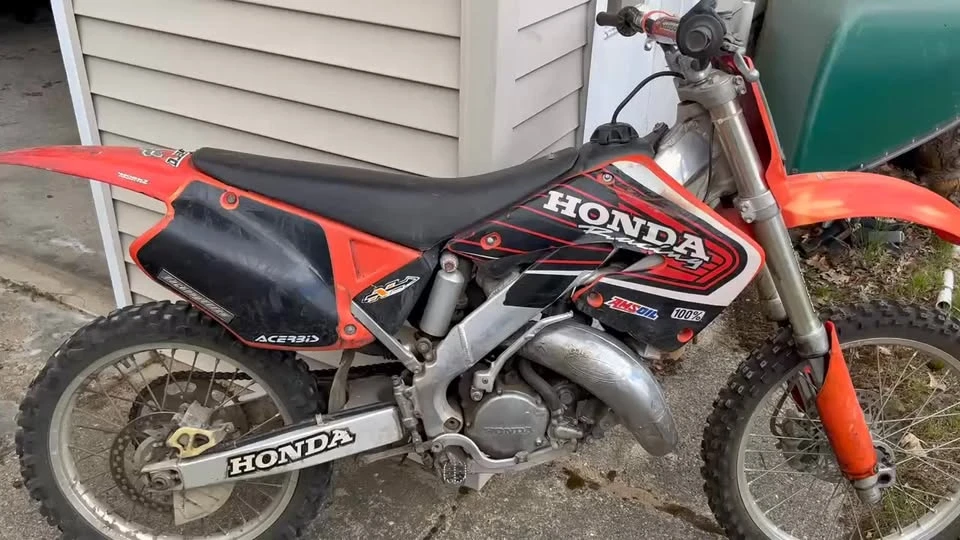 2000 Honda CR - Image 8 of 8