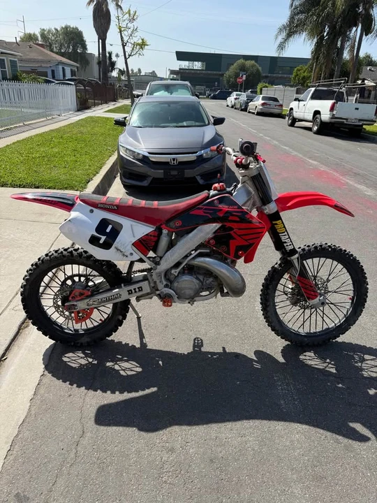 2000 Honda CR - Image 3 of 7