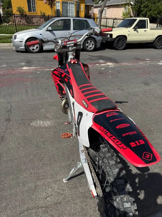 2000 Honda CR - Image 6 of 7