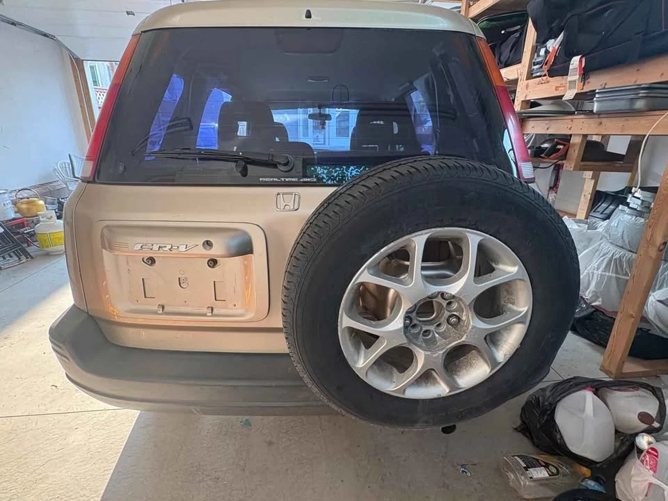 2000 Honda CR-V 1st Gen - Image 2 of 7
