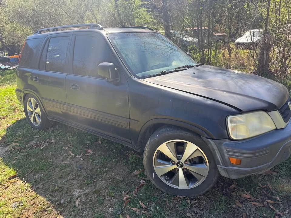 2000 Honda CR-V 1st Gen - Image 6 of 7