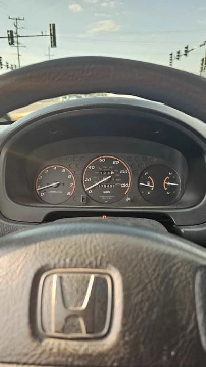 2000 Honda CR-V 1st Gen - Image 9 of 14