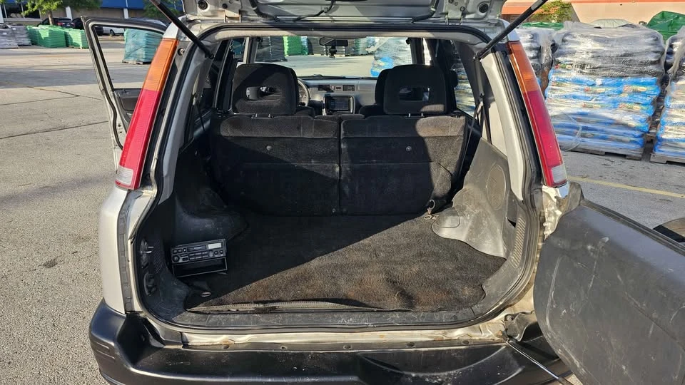 2000 Honda CR-V 1st Gen - Image 12 of 14