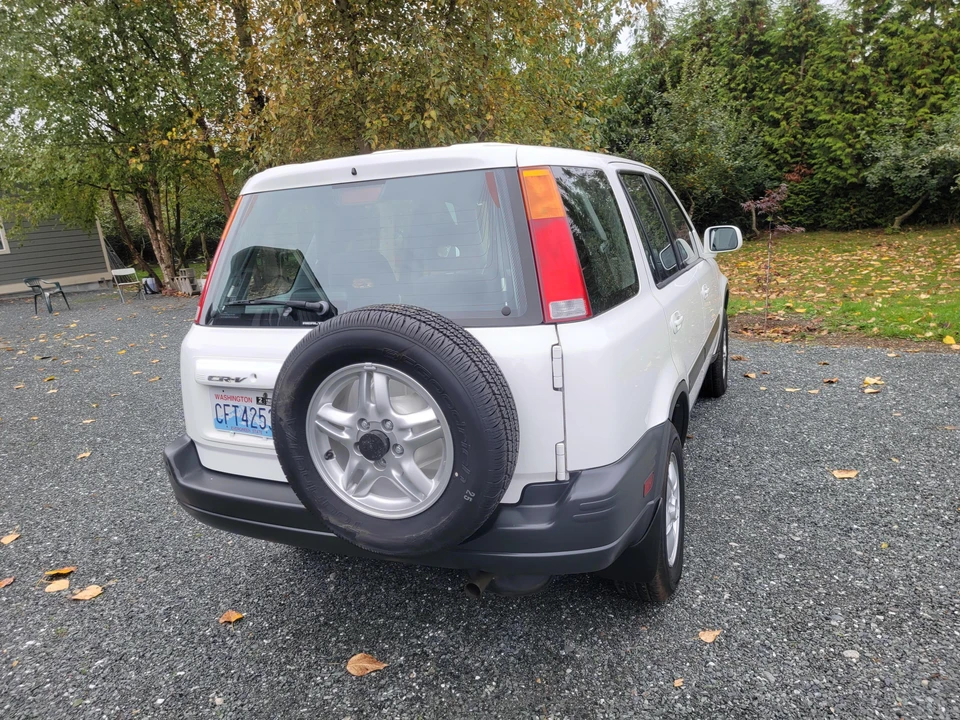 2000 Honda CR-V 1st Gen - Image 14 of 31