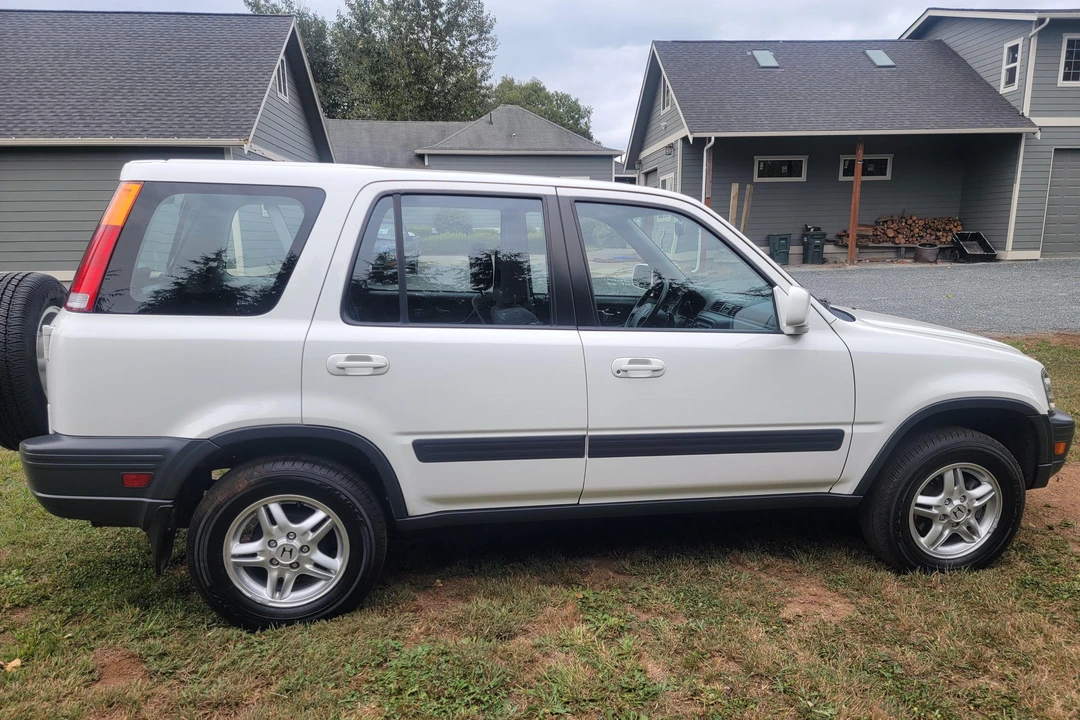 2000 Honda CR-V 1st Gen - Image 20 of 31