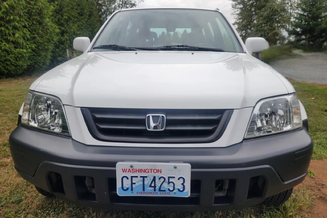 2000 Honda CR-V 1st Gen - Image 2 of 31