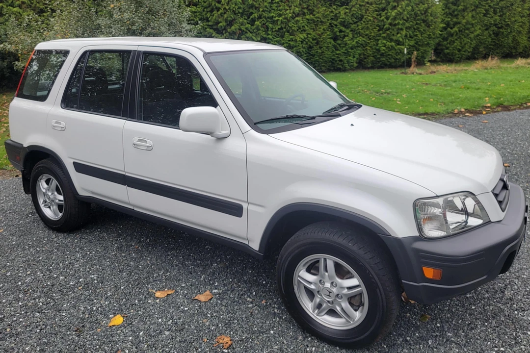 2000 Honda CR-V 1st Gen - Image 21 of 31