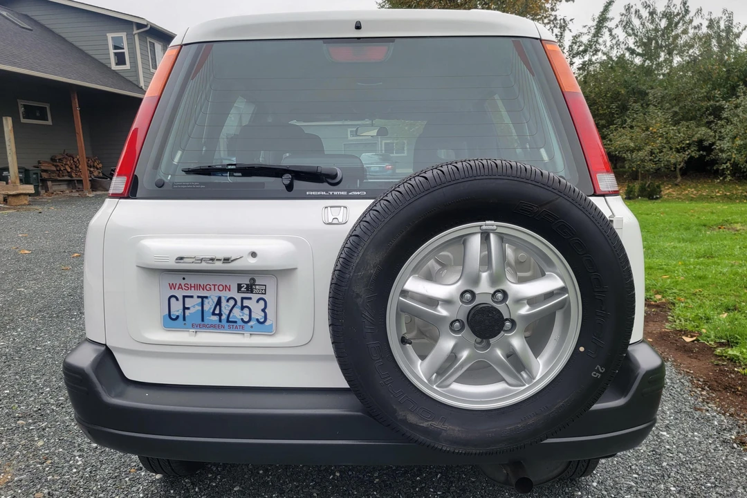 2000 Honda CR-V 1st Gen - Image 12 of 31