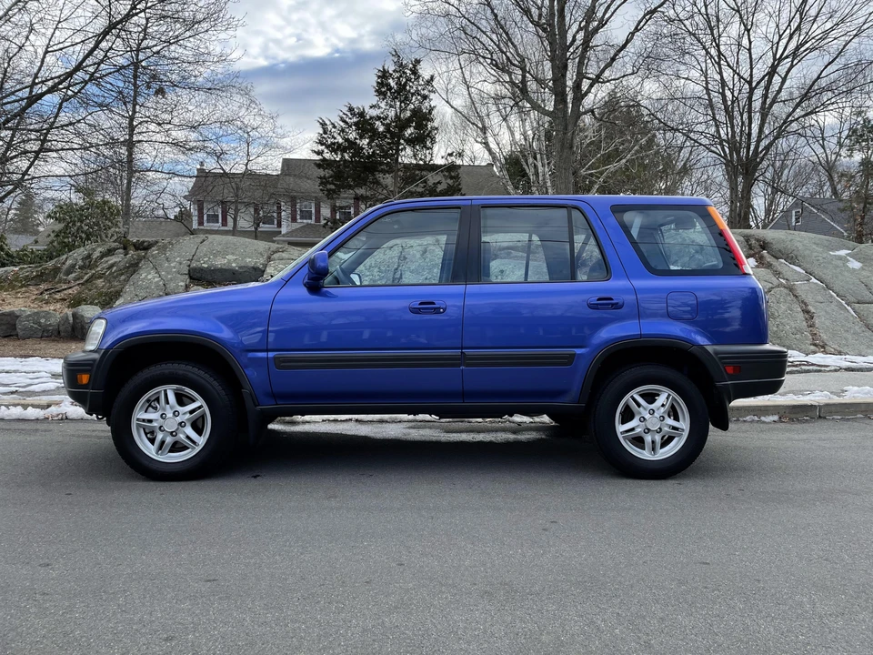 2000 Honda CR-V 1st Gen - Image 8 of 31