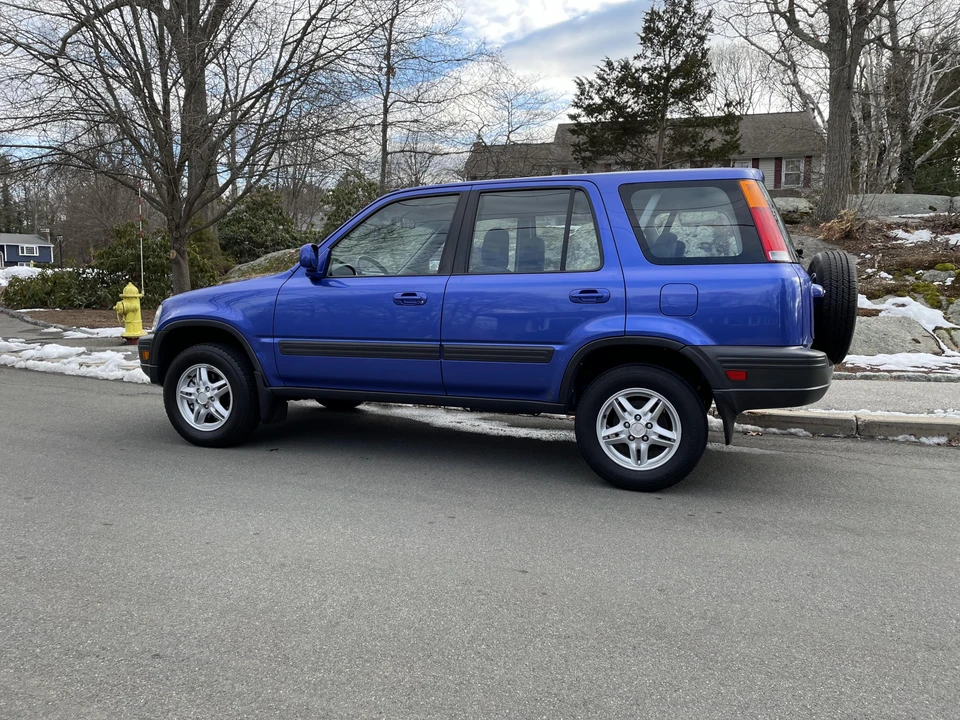 2000 Honda CR-V 1st Gen - Image 10 of 31