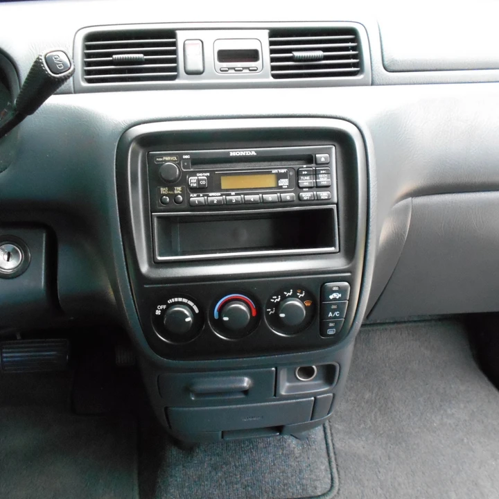 2000 Honda CR-V 1st Gen - Image 5 of 16