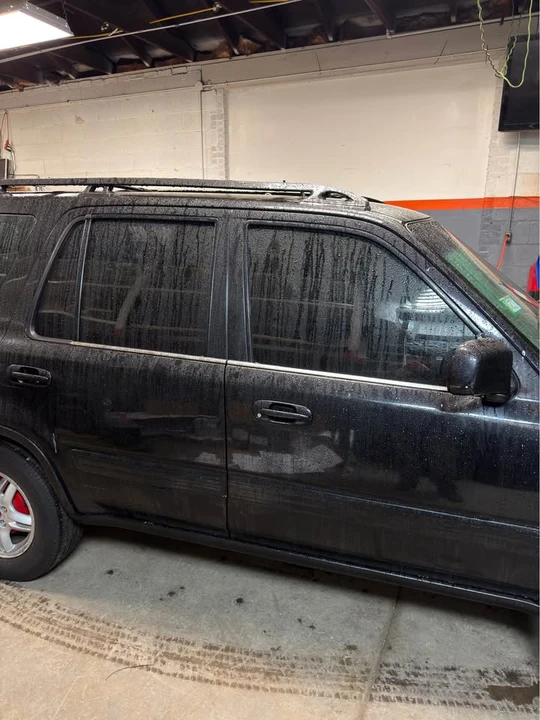 2000 Honda CR-V 1st Gen - Image 6 of 11
