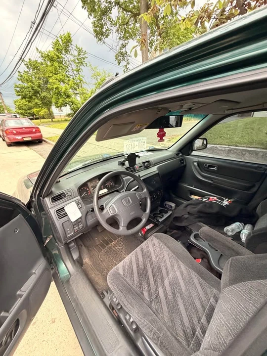 2000 Honda CR-V 1st Gen - Image 8 of 10