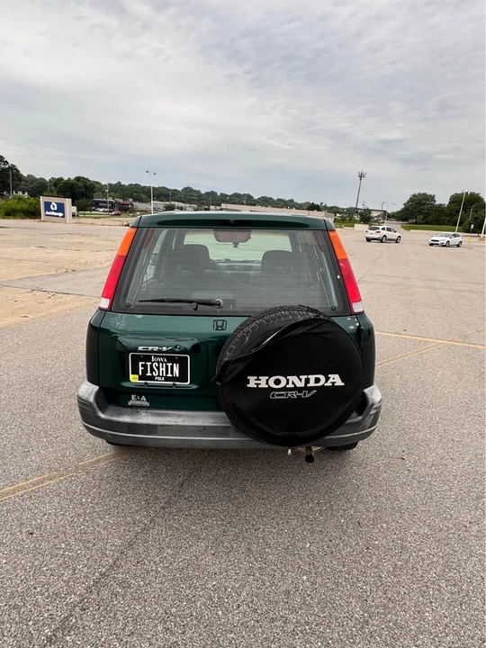 2000 Honda CR-V 1st Gen - Image 8 of 17